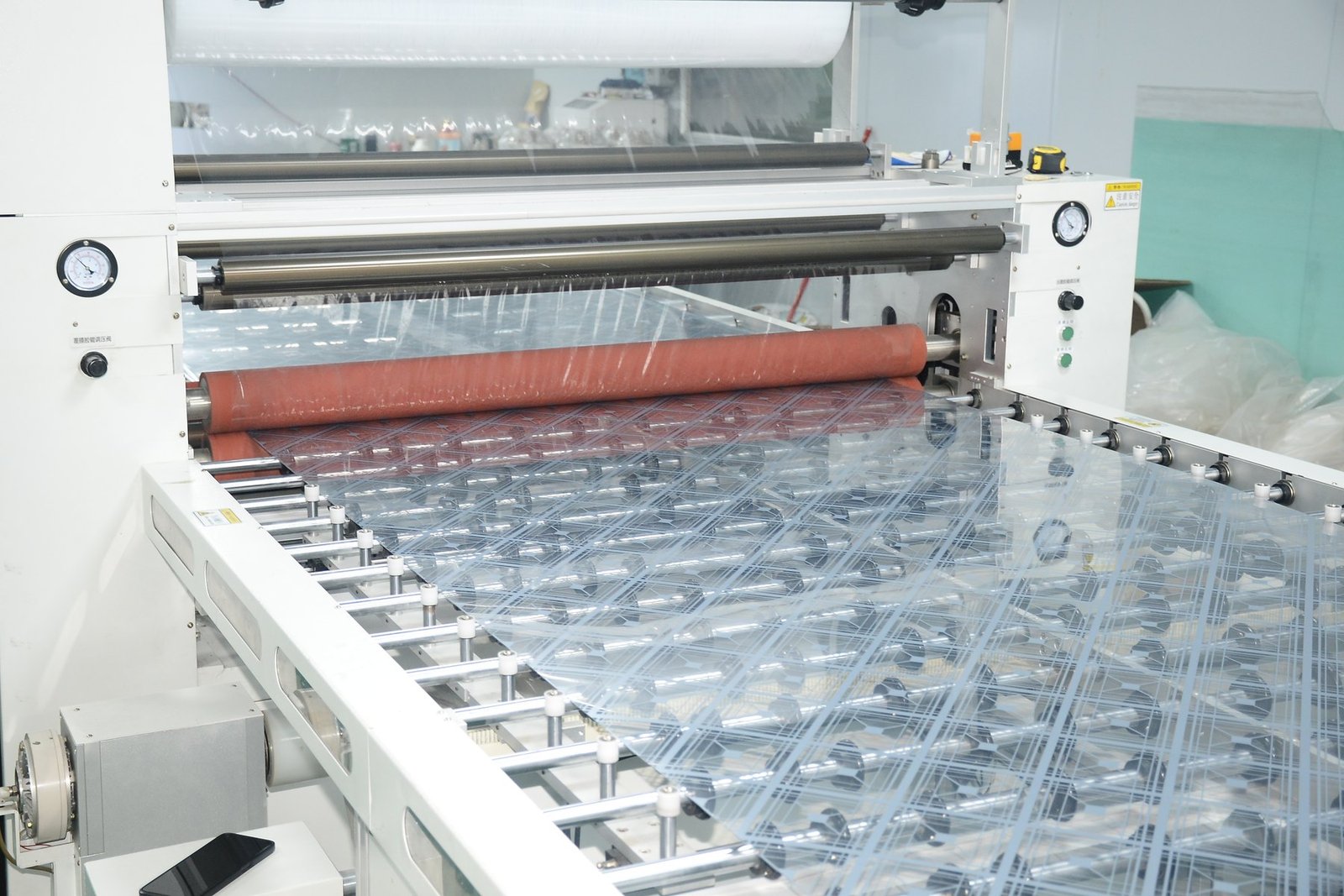 Screen printing equipment in the acrylic sheet factory