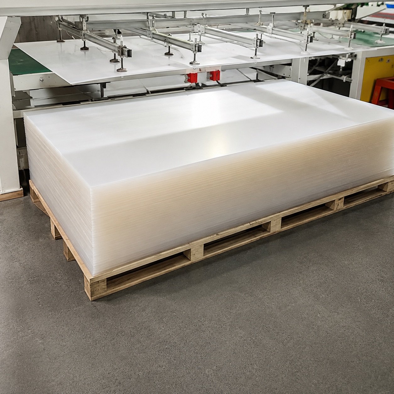Acrylic sheets stacked for wholesale supply